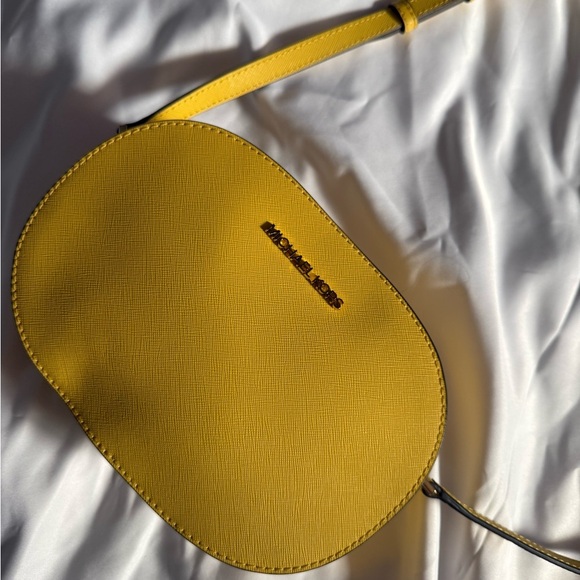 Michael Kors Mustard Yellow Crossbody Bag - Picture 1 of 13